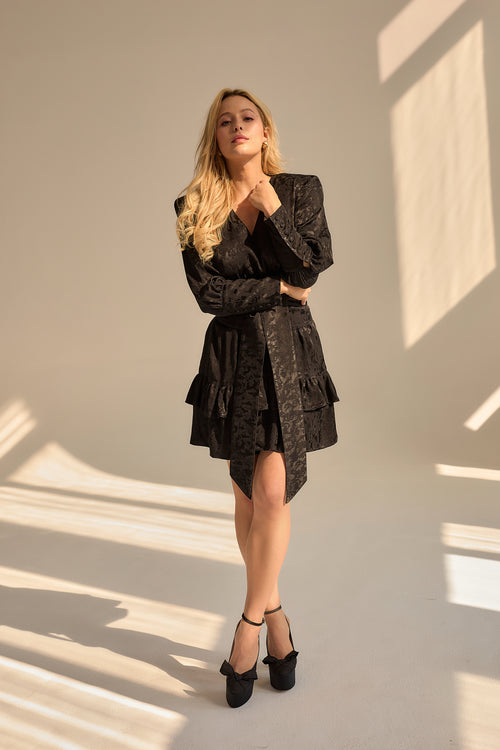 BLACK DRESS WITH PILLOWS AND KIMONON BELT "BRIGITTE"