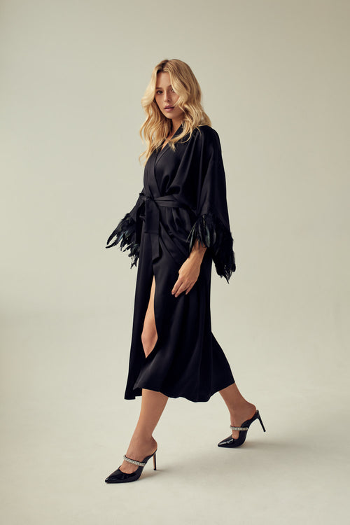 KIMONO CZARNE Z PIÓRAMI ‚BLACK SWAN’