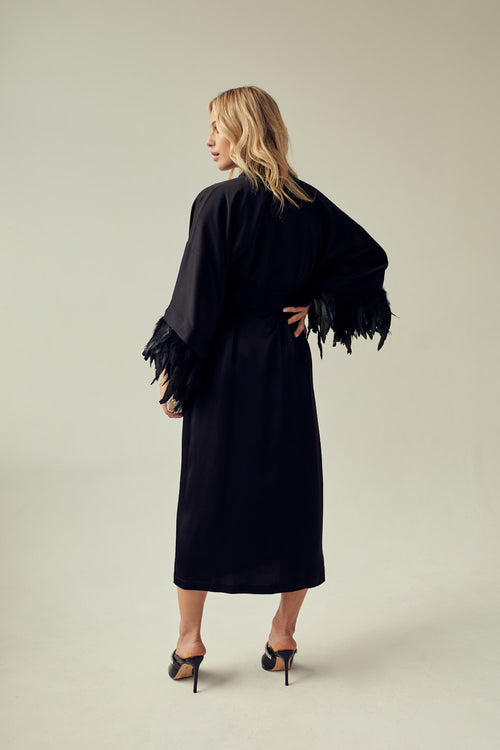 KIMONO CZARNE Z PIÓRAMI ‚BLACK SWAN’