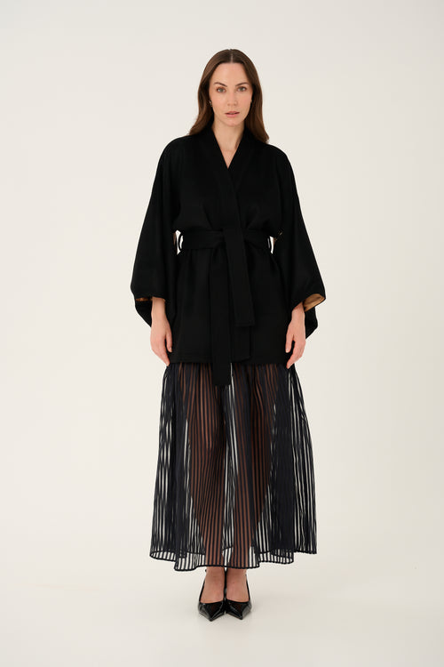 "OYSTER" CZARNE WEŁNIANO-KASZMIROWE KIMONO Z PODSZEWKĄ W GEOMETRYCZNY PRINT