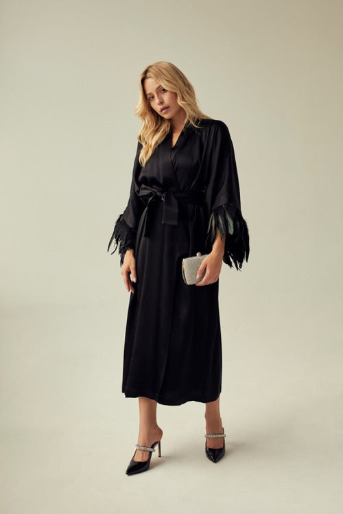 KIMONO CZARNE Z PIÓRAMI ‚BLACK SWAN’