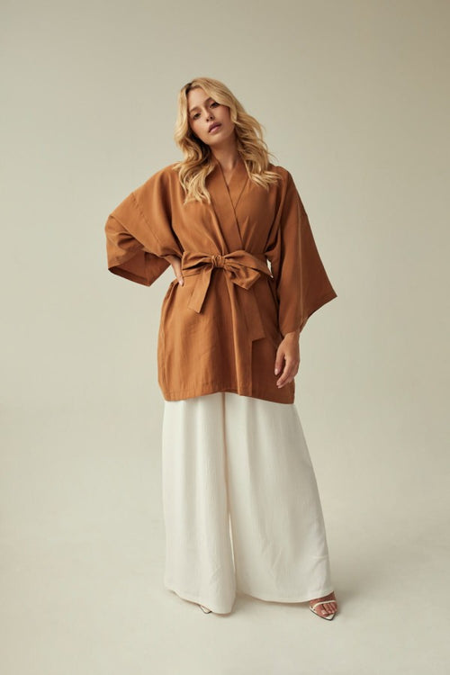 BEIGE SHORT KIMONO 'OKINAWA SAND' MADE OF 100% CUPRO