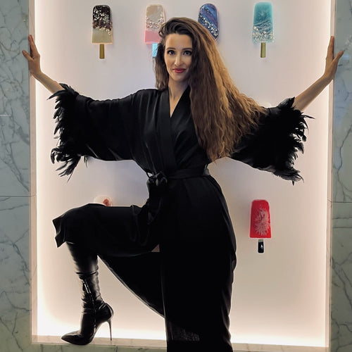 KIMONO CZARNE Z PIÓRAMI ‚BLACK SWAN’