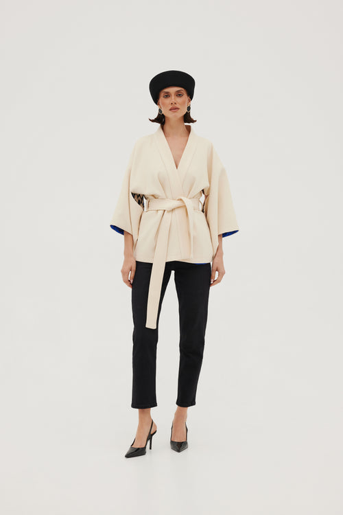 KRÓTKIE WEŁNIANE KIMONO DAMSKIE HAORI Z WISKOZOWĄ PODSZEWKĄ – ‘IVOIRE’