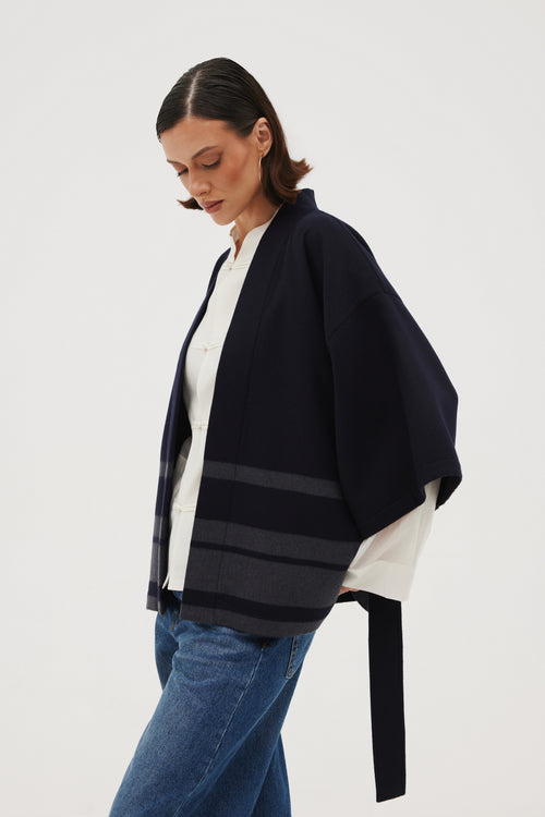 KRÓTKIE KIMONO ZE 100% KASZMIRU — ‘ALLURE’