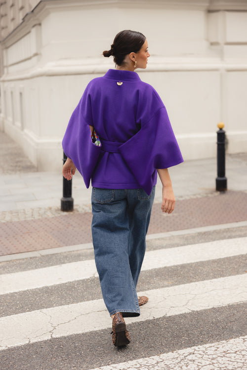 KRÓTKIE WEŁNIANE KIMONO DAMSKIE HAORI Z JEDWABNĄ PODSZEWKĄ – ‘VIOLET’