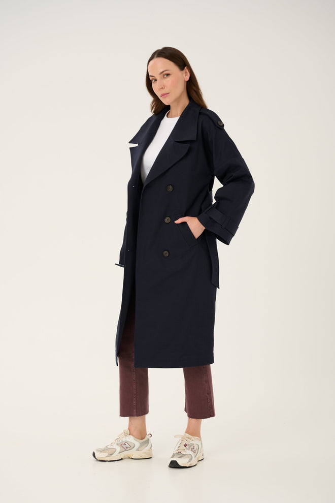 'NUIT' NAVY TRENCH COAT WITH WIDE SLEEVES