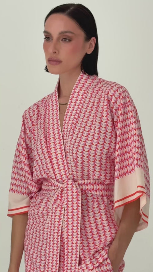 SET KIMONO I SZORTY Z WŁOSKIEJ WISKOZY W GRAFICZNY PRINT — ‚MITLA’